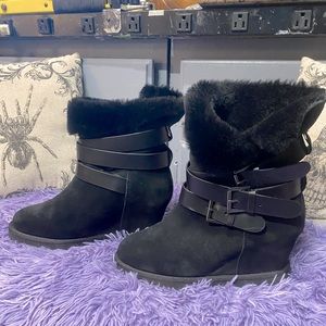 Ash Wedge Shearling YES Booties size 9 1/2
